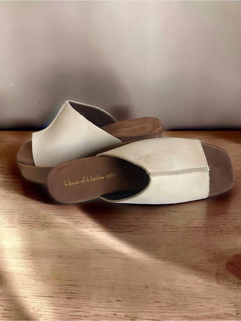 House of Harlow 1960 Ivory Griffin leather platform block heel sandals size 8 - Picture 4 of 5